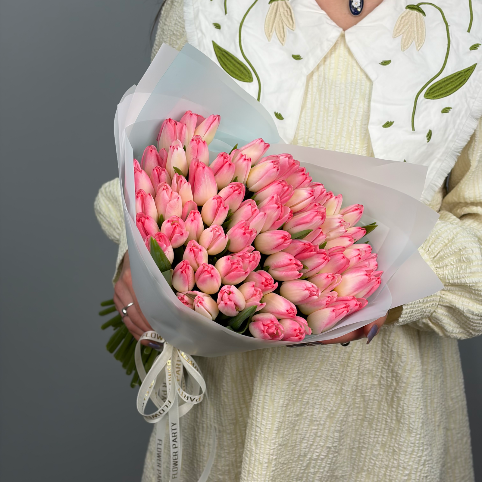 Букет из 71 розовых тюльпанов