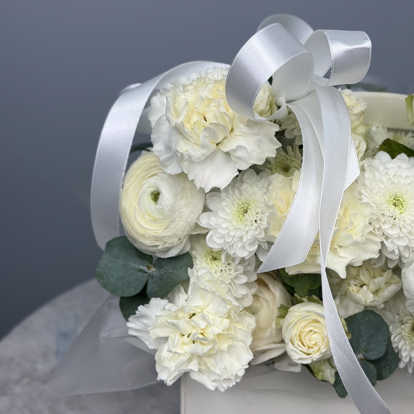 Цветы в ящике Белоснежная гармония