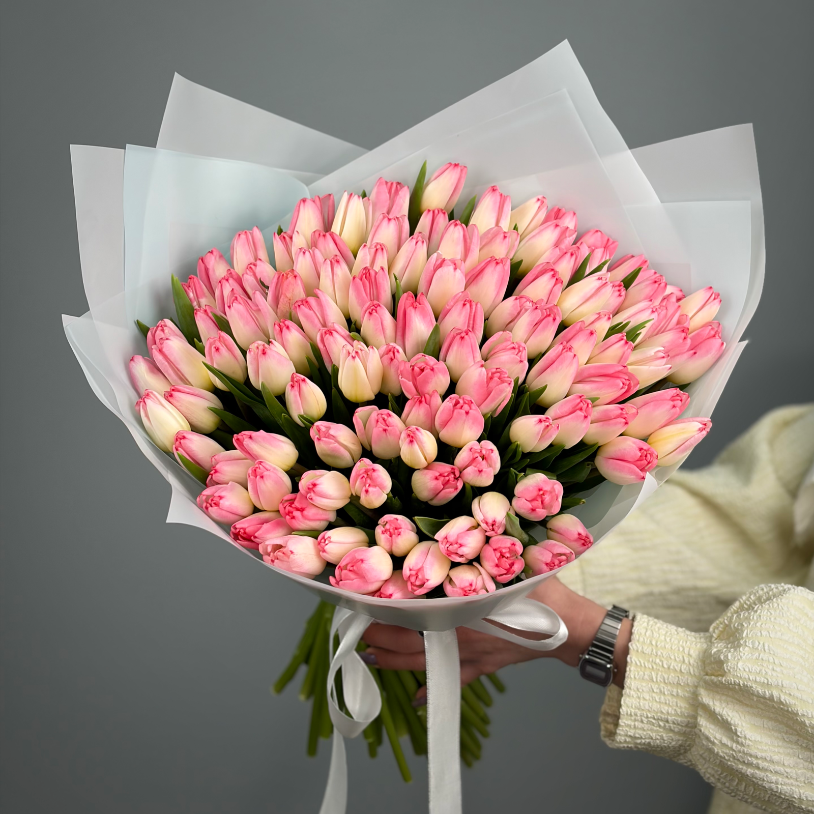 Букет из 101 розовых тюльпанов