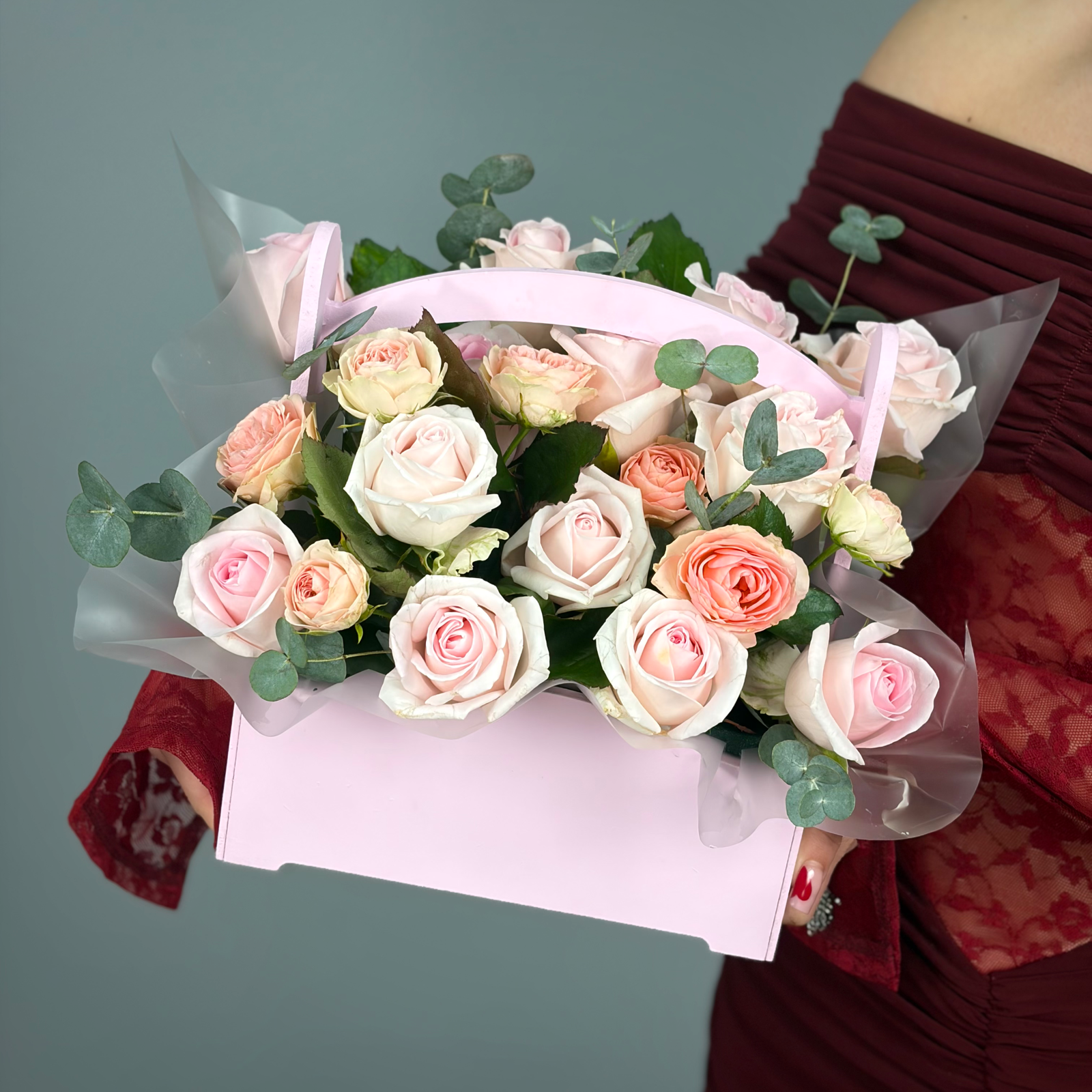 Цветы в ящике Искра чувств