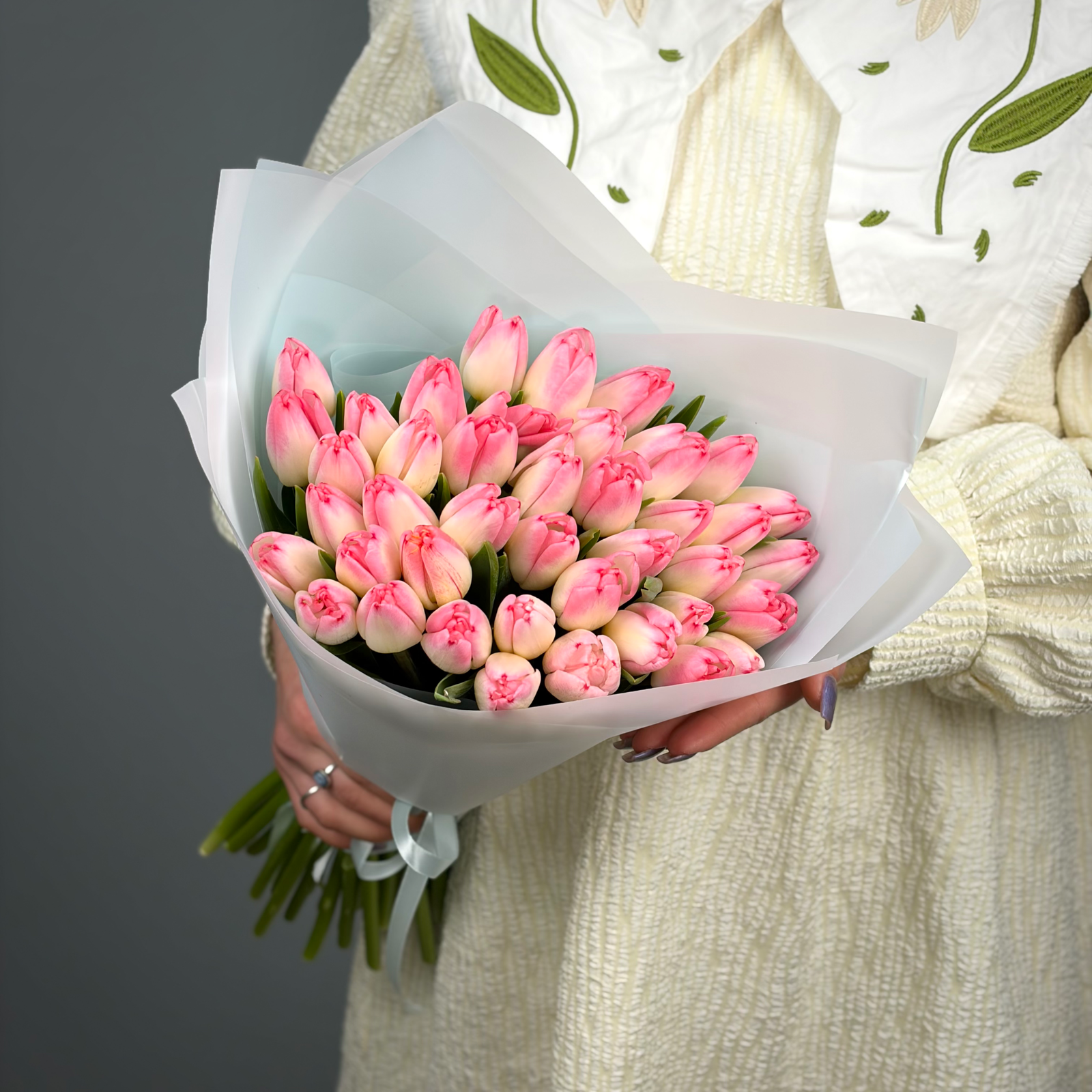 Букет из 41 розовых тюльпанов