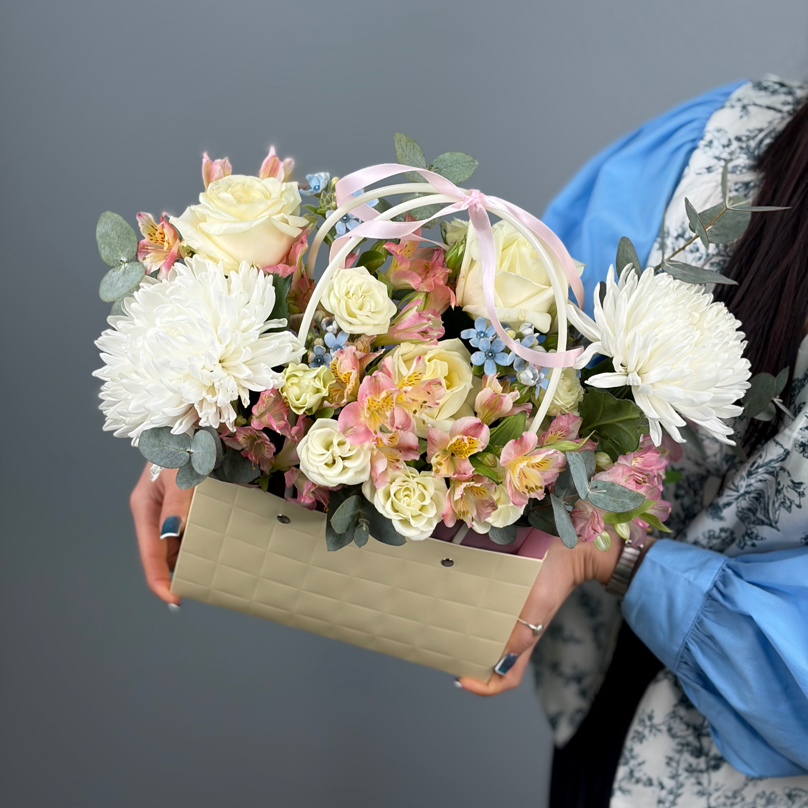 Цветы в коробке Нежный аккорд