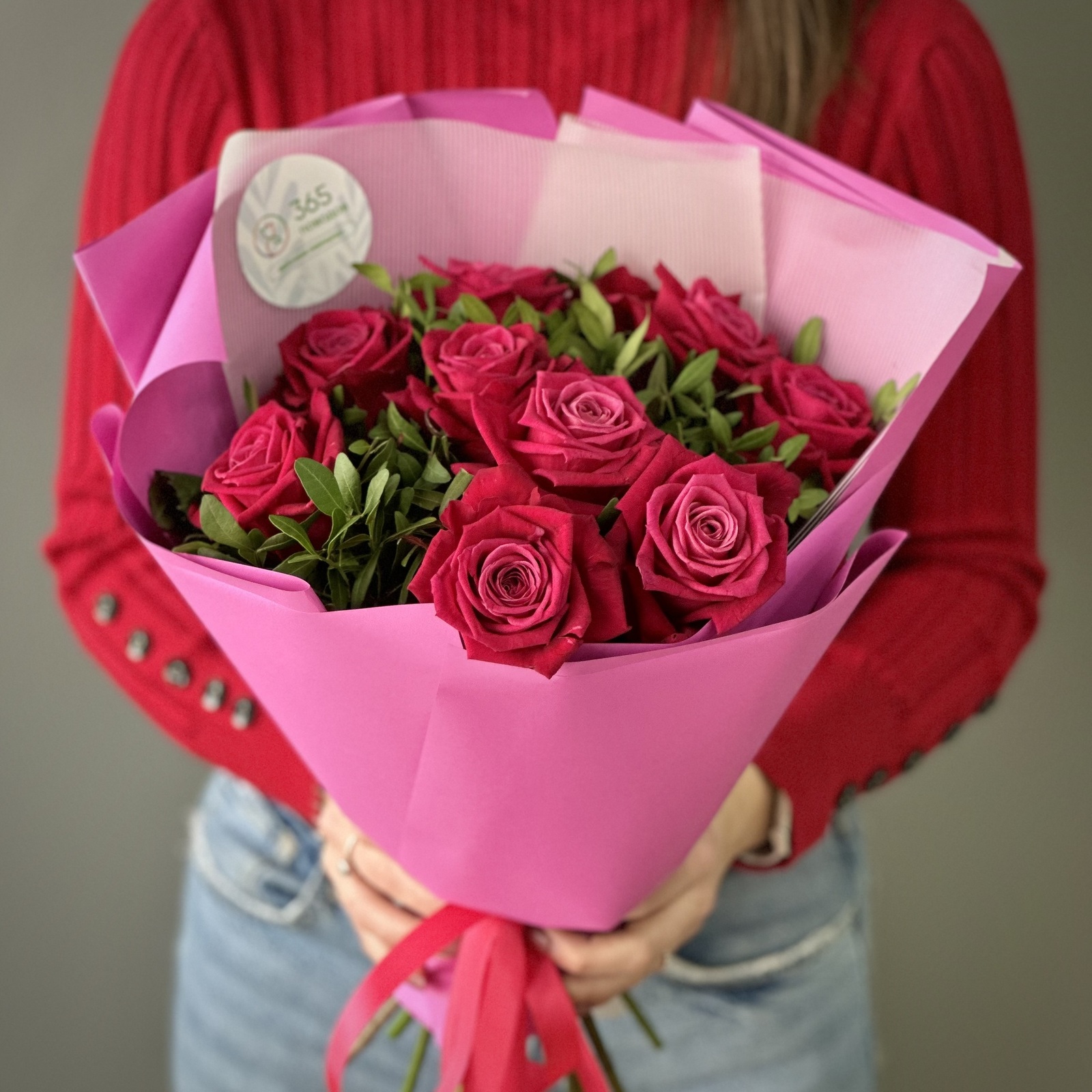 Букет из малиновых роз Пекин