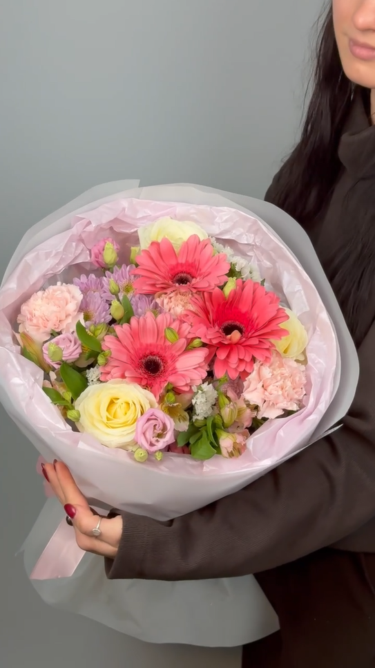 Букет Моника