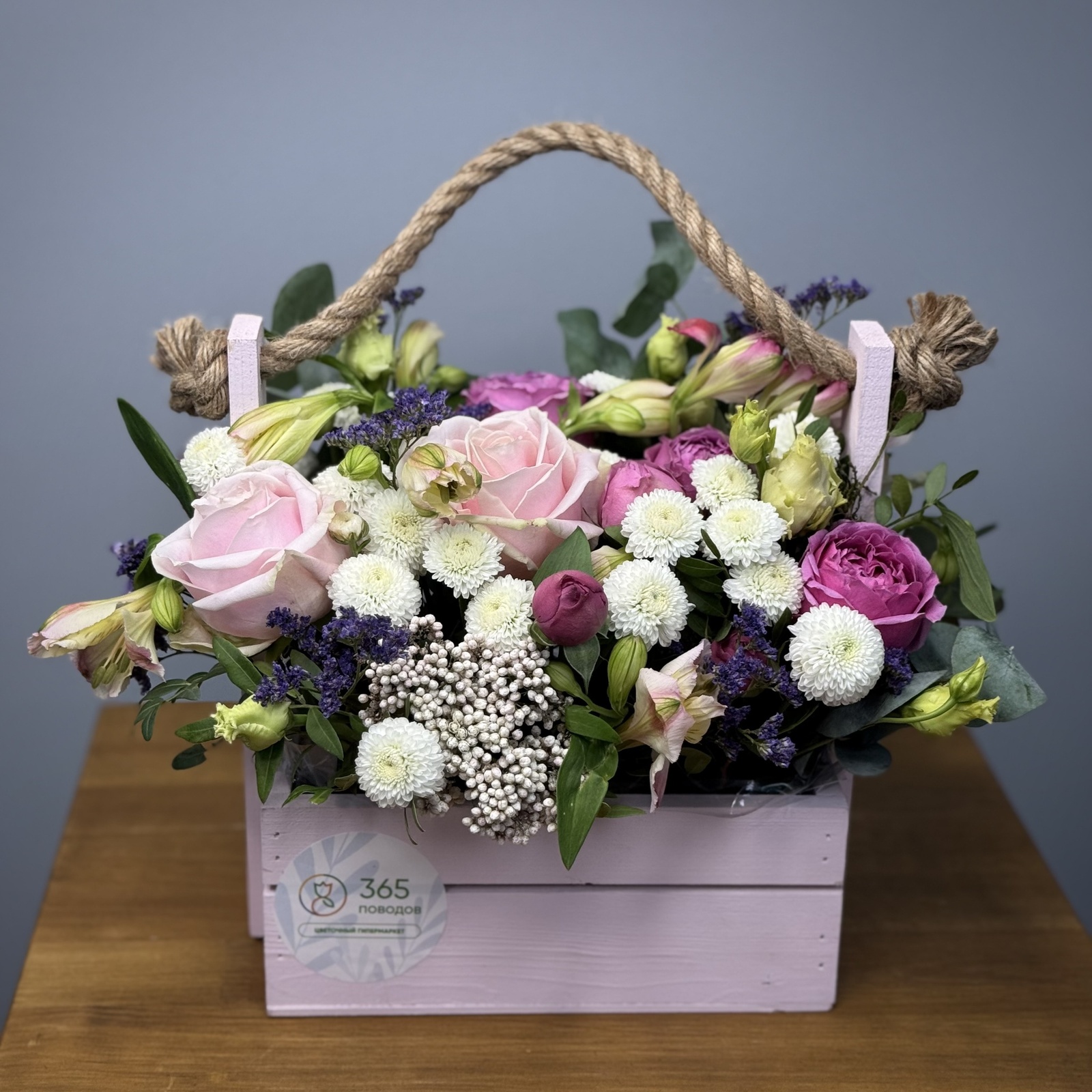 Цветы в ящике Анна