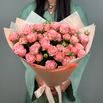 Букет из 9 кустовых пионовидных розовых роз