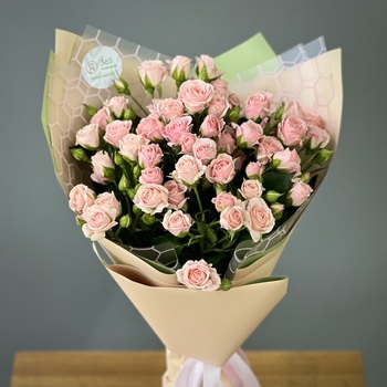 Букет из 9 кустовых нежно-розовых роз